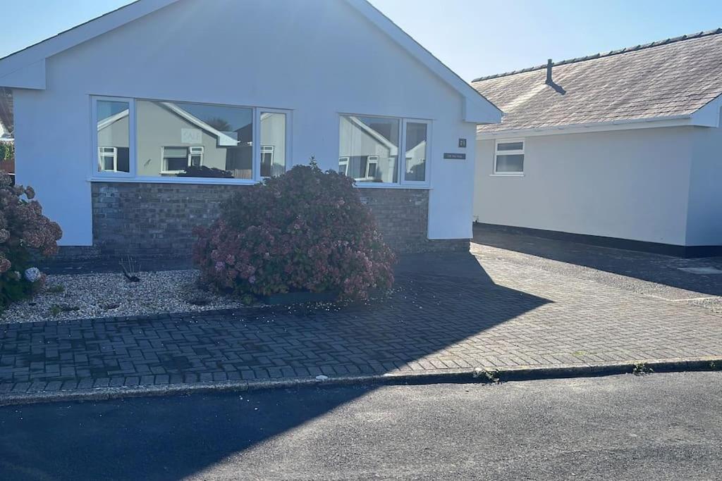 Ty Glan Y Mor Holiday home