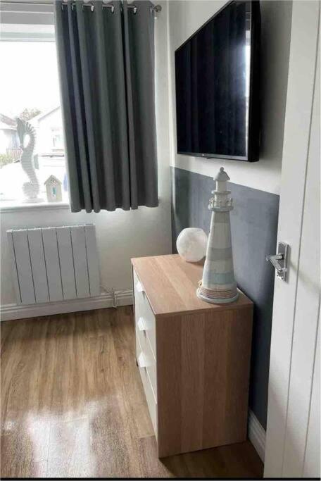 Holiday home Ty Glan Y Mor *
